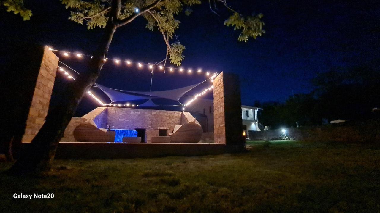 Hisa Kapis With Hot Tube Lejlighed Koper Eksteriør billede